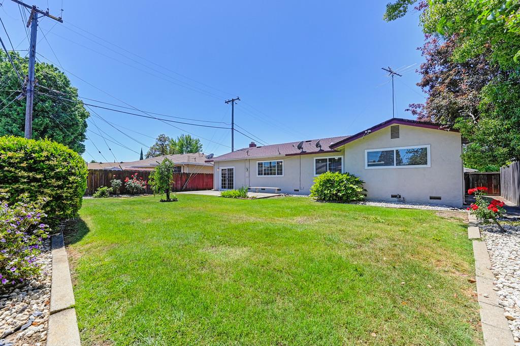 Detail Gallery Image 37 of 40 For 2333 Pinturo Way, Rancho Cordova,  CA 95670 - 4 Beds | 2 Baths