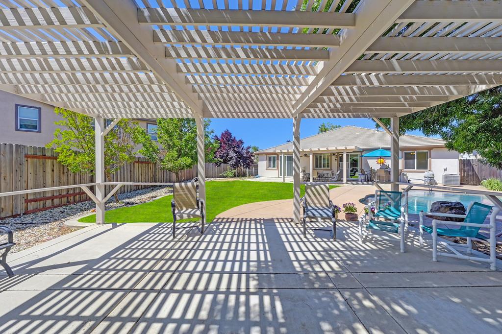 Detail Gallery Image 58 of 71 For 10317 Moura Ct, Elk Grove,  CA 95757 - 4 Beds | 2/1 Baths