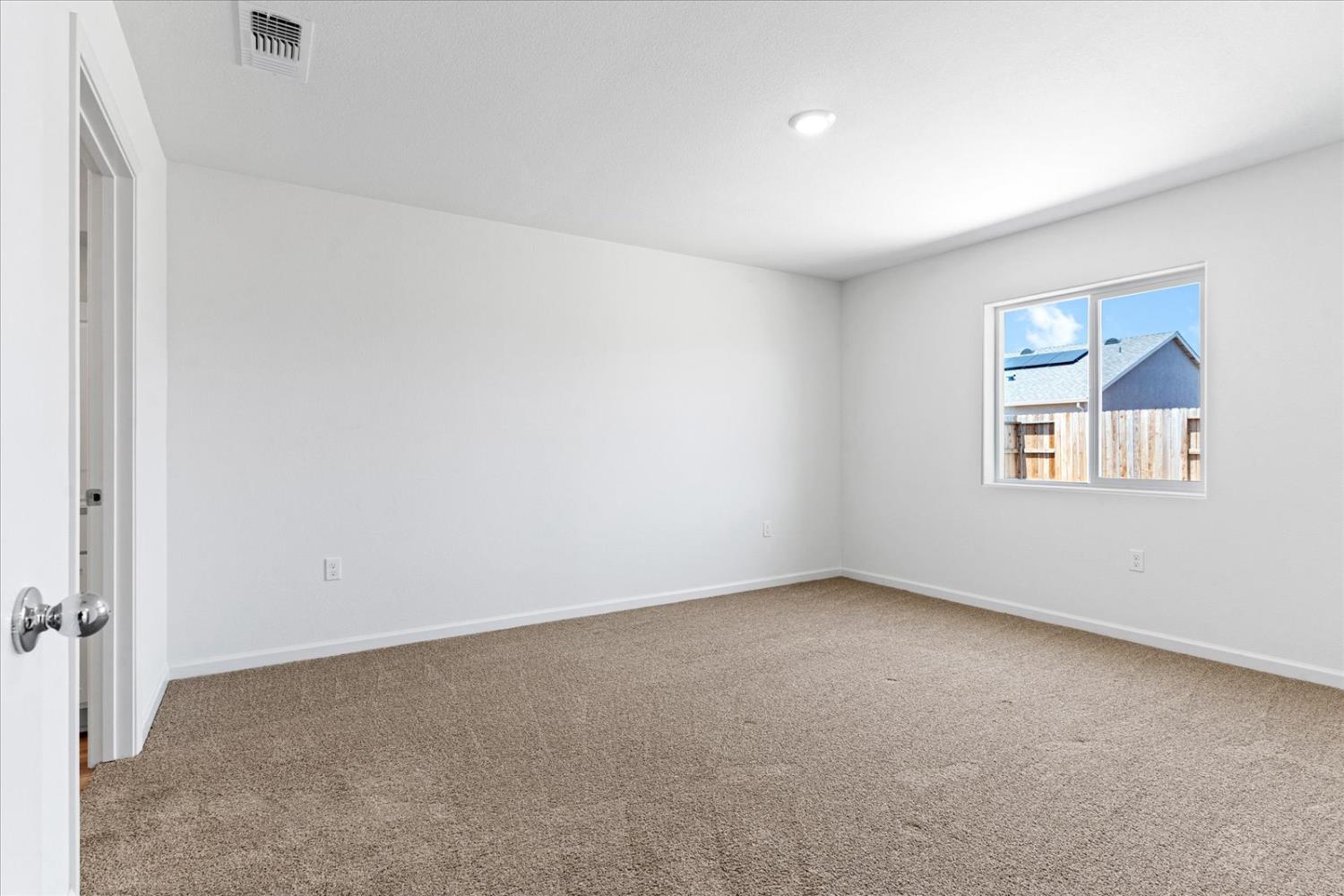 Detail Gallery Image 19 of 35 For 2193 Mickelson Dr, Linda,  CA 95901 - 3 Beds | 2 Baths