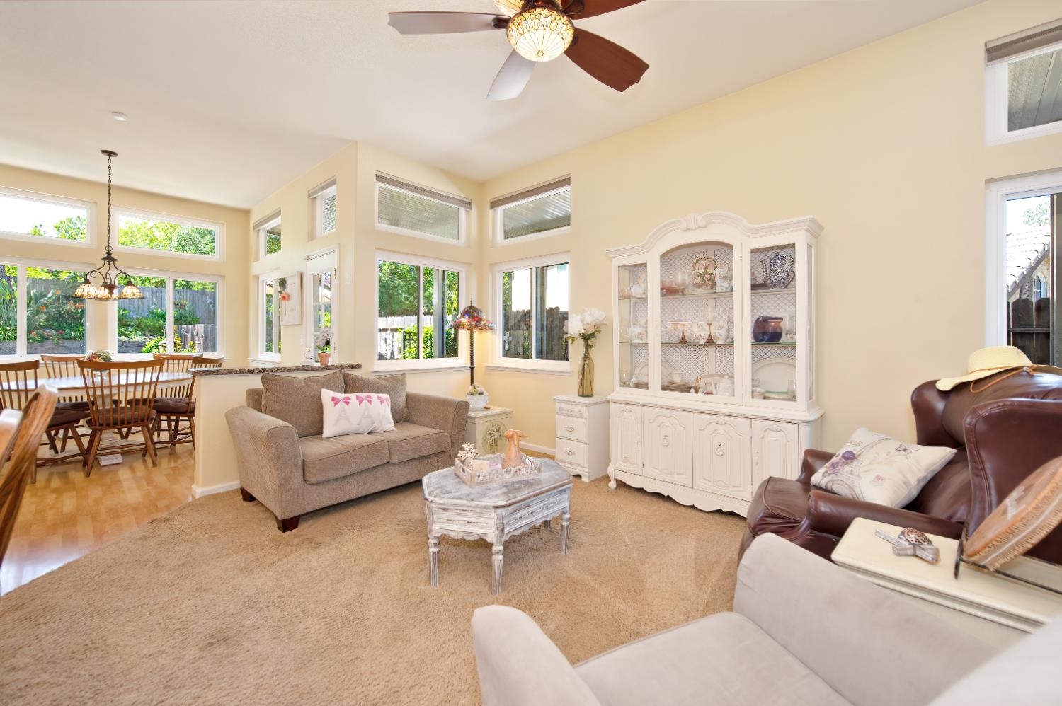 Detail Gallery Image 7 of 40 For 8570 Almond Bluff Ct, Orangevale,  CA 95662 - 3 Beds | 2 Baths