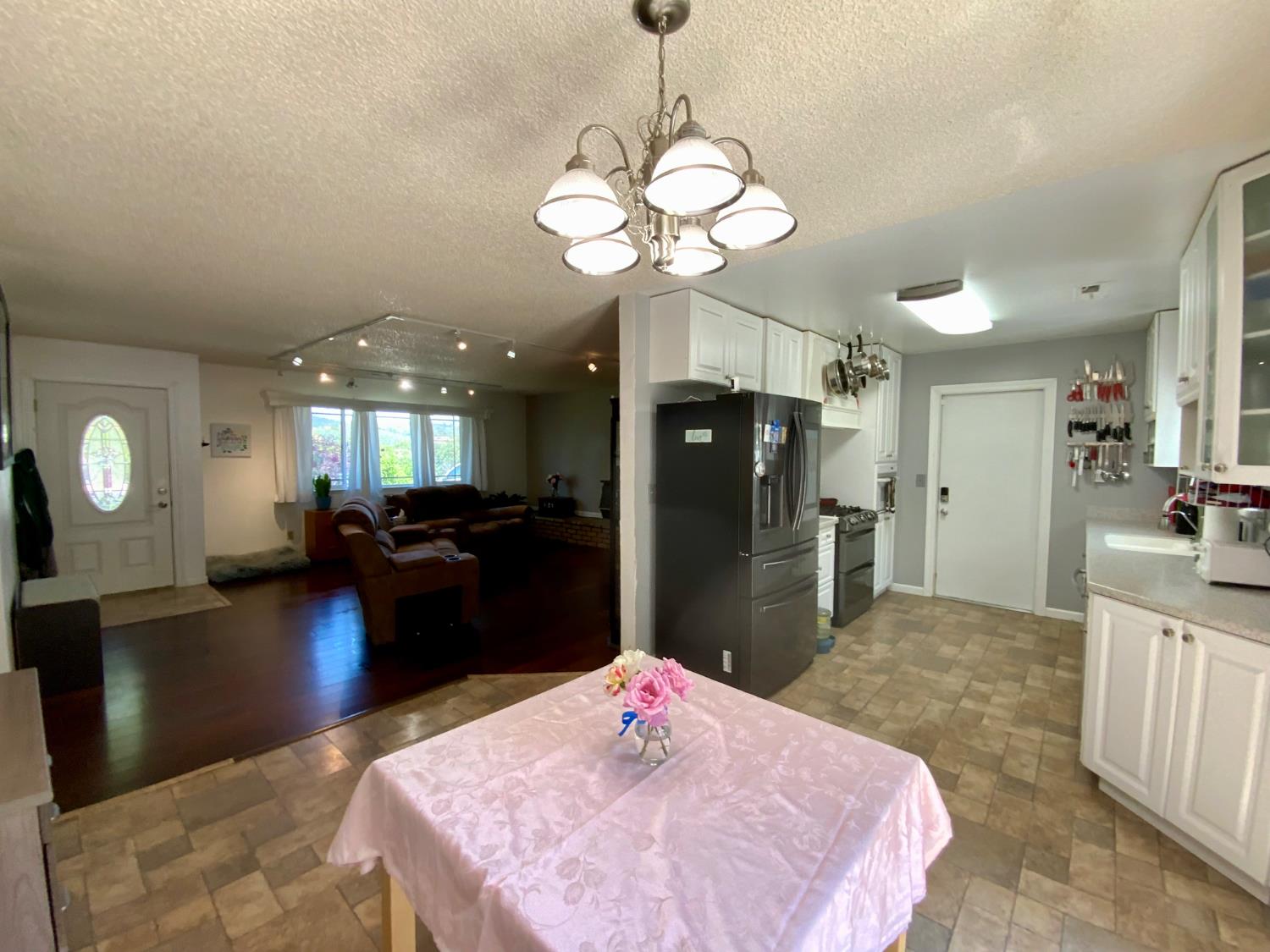 Detail Gallery Image 2 of 49 For 2367 Ponderosa Rd, Rescue,  CA 95672 - 3 Beds | 2 Baths