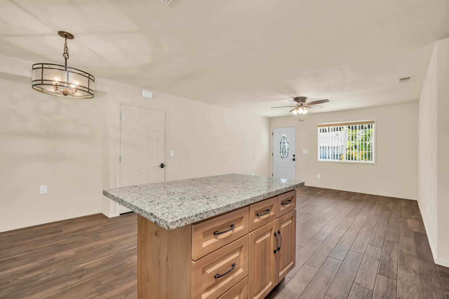 Detail Gallery Image 17 of 47 For 7166 Arutas Dr, North Highlands,  CA 95660 - 3 Beds | 2 Baths
