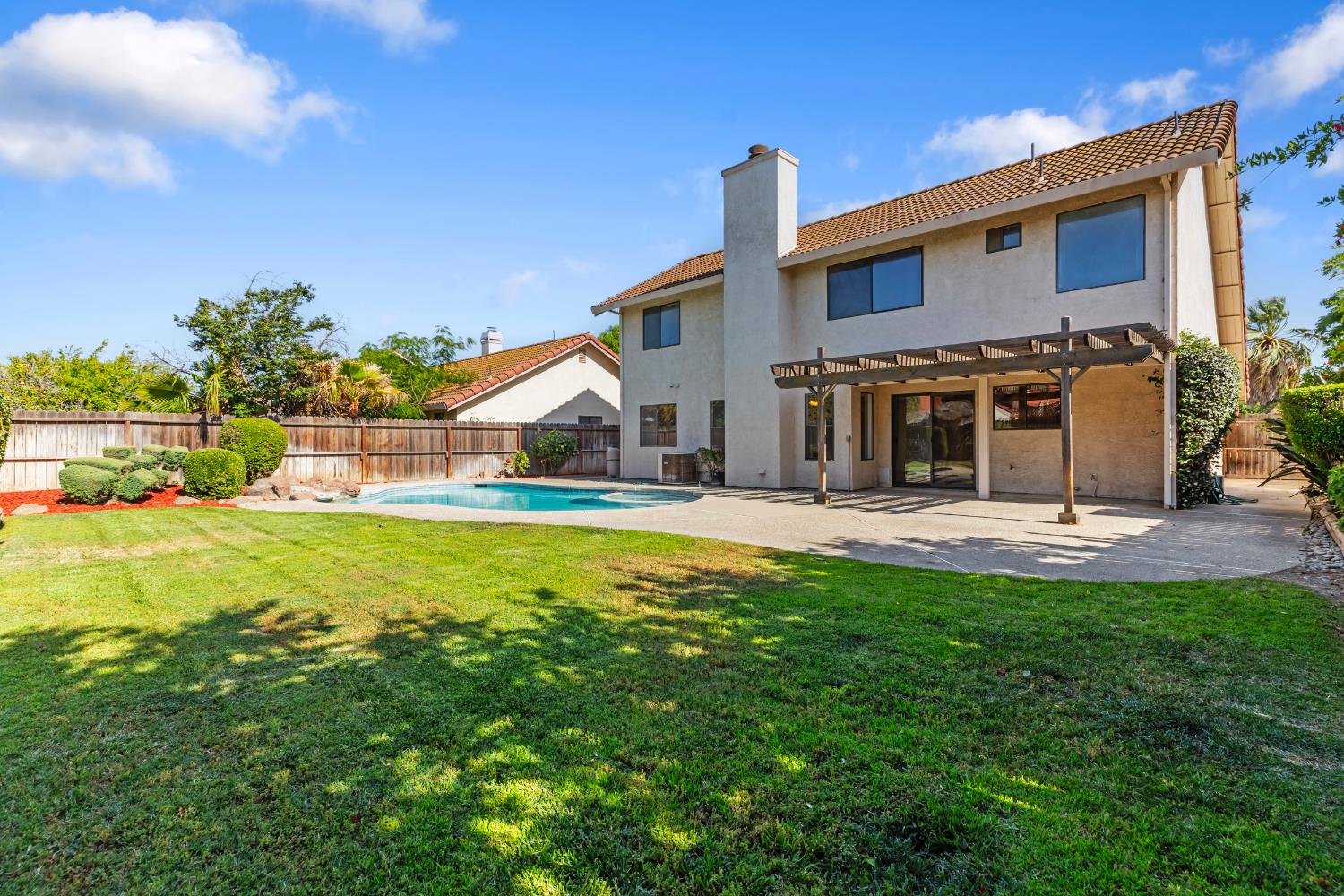 Detail Gallery Image 34 of 42 For 1541 Marazzi Ln, Ceres,  CA 95307 - 4 Beds | 3 Baths