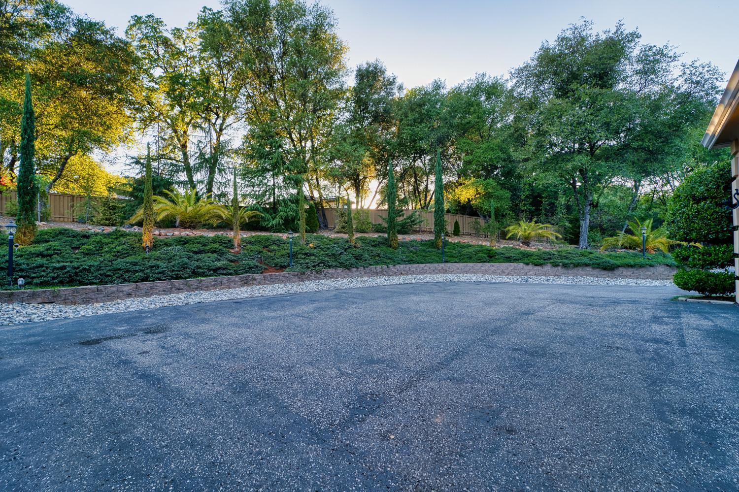 Detail Gallery Image 17 of 75 For 215 Oak Brook Ct, Auburn,  CA 95602 - 3 Beds | 2/1 Baths