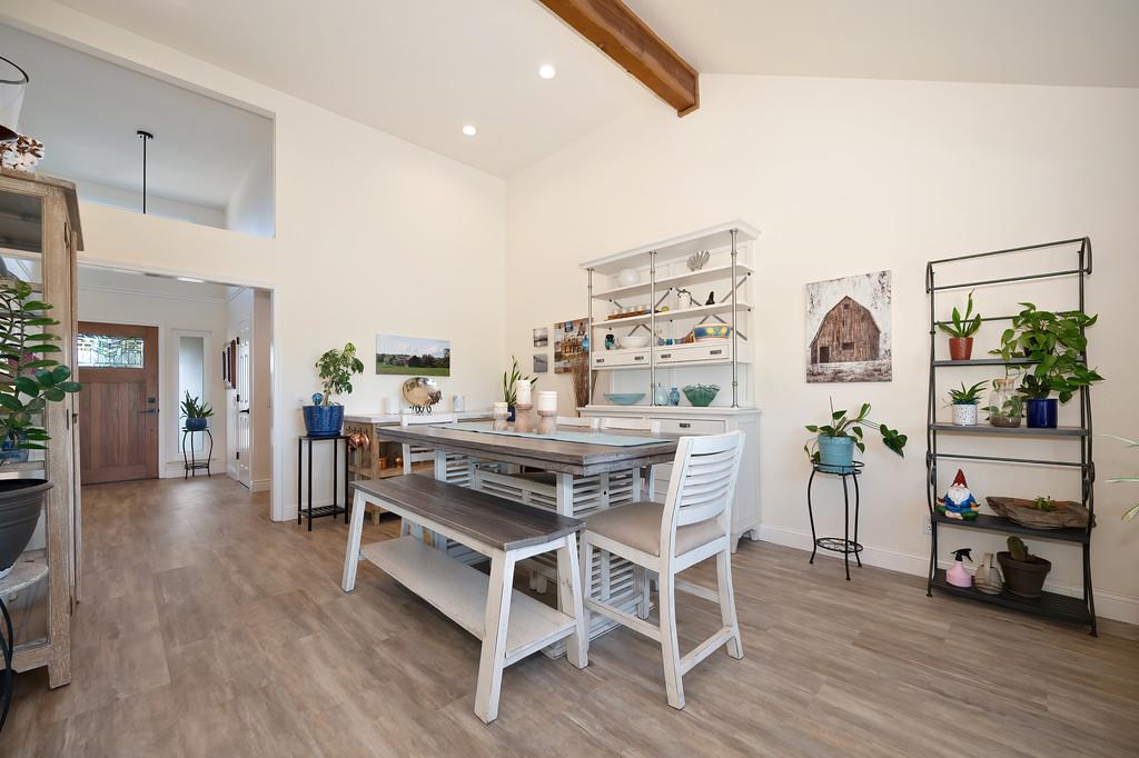 Detail Gallery Image 21 of 50 For 14725 Plano Ct, Rancho Murieta,  CA 95683 - 4 Beds | 2 Baths