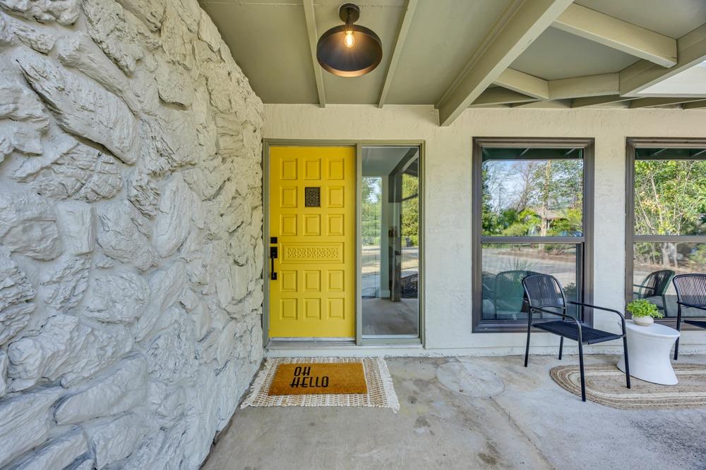 Detail Gallery Image 2 of 43 For 7652 Leineke Ln, Citrus Heights,  CA 95610 - 3 Beds | 2 Baths