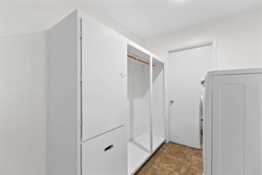 Detail Gallery Image 27 of 69 For 8744 Rubia Dr, Elk Grove,  CA 95624 - 3 Beds | 2/1 Baths