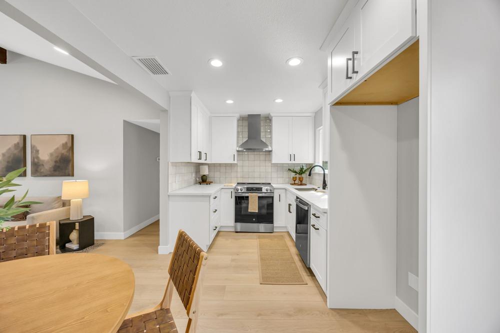 Detail Gallery Image 15 of 43 For 7652 Leineke Ln, Citrus Heights,  CA 95610 - 3 Beds | 2 Baths