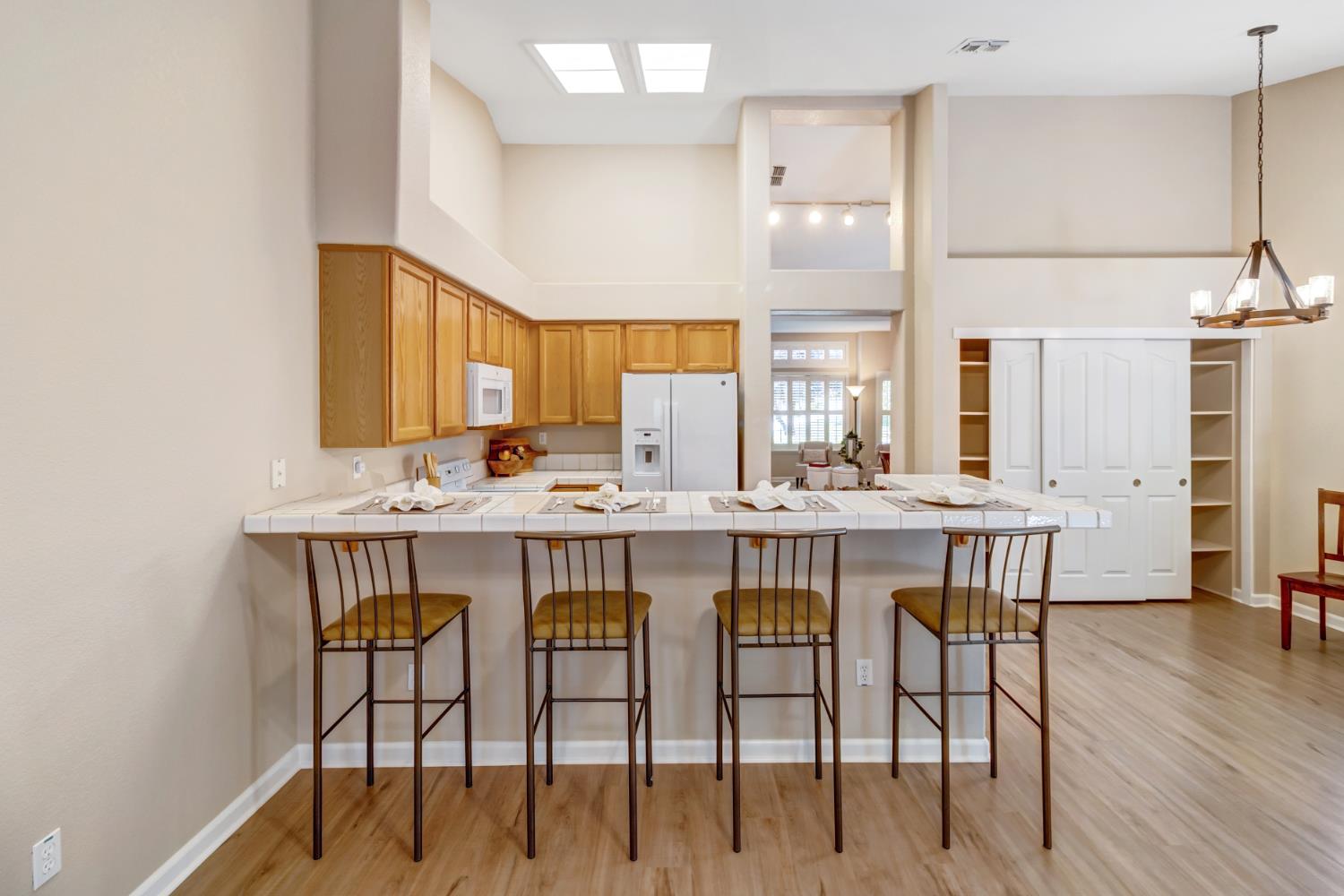Detail Gallery Image 17 of 47 For 711 Sands Way, Folsom,  CA 95630 - 3 Beds | 2 Baths