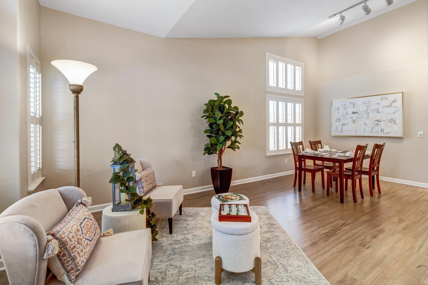 Detail Gallery Image 8 of 47 For 711 Sands Way, Folsom,  CA 95630 - 3 Beds | 2 Baths