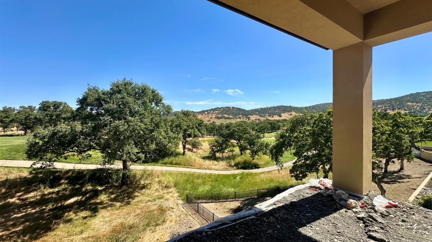 Detail Gallery Image 2 of 37 For 467 Knolls Dr #161,  Copperopolis,  CA 95228 - 4 Beds | 3/1 Baths