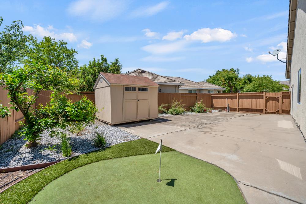 Detail Gallery Image 31 of 47 For 9145 Greendale Ct, Elk Grove,  CA 95758 - 4 Beds | 2 Baths
