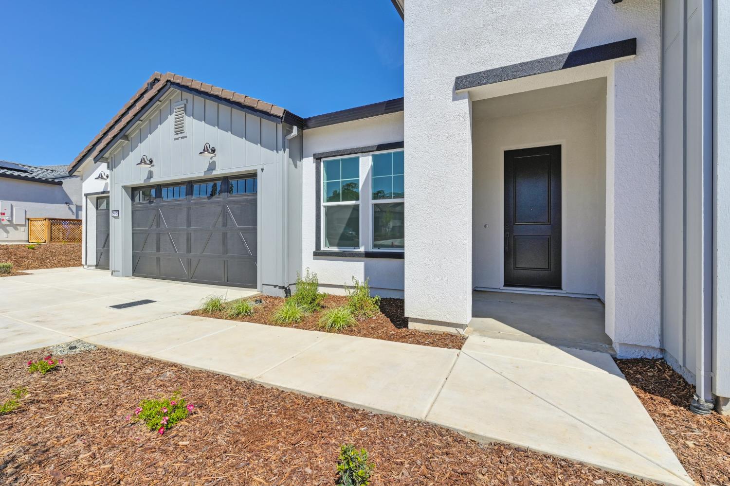 Detail Gallery Image 4 of 39 For 15045 via Sansovino, Sloughhouse,  CA 95683 - 3 Beds | 2 Baths