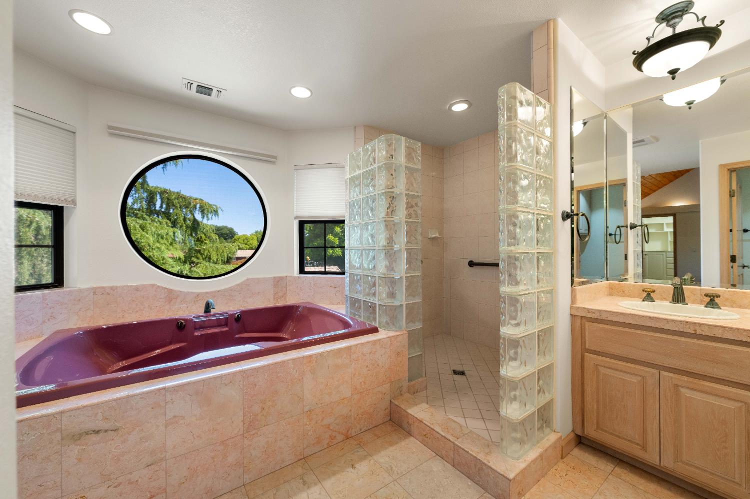 Detail Gallery Image 45 of 95 For 3004 Root Ave, Carmichael,  CA 95608 - 5 Beds | 4/2 Baths