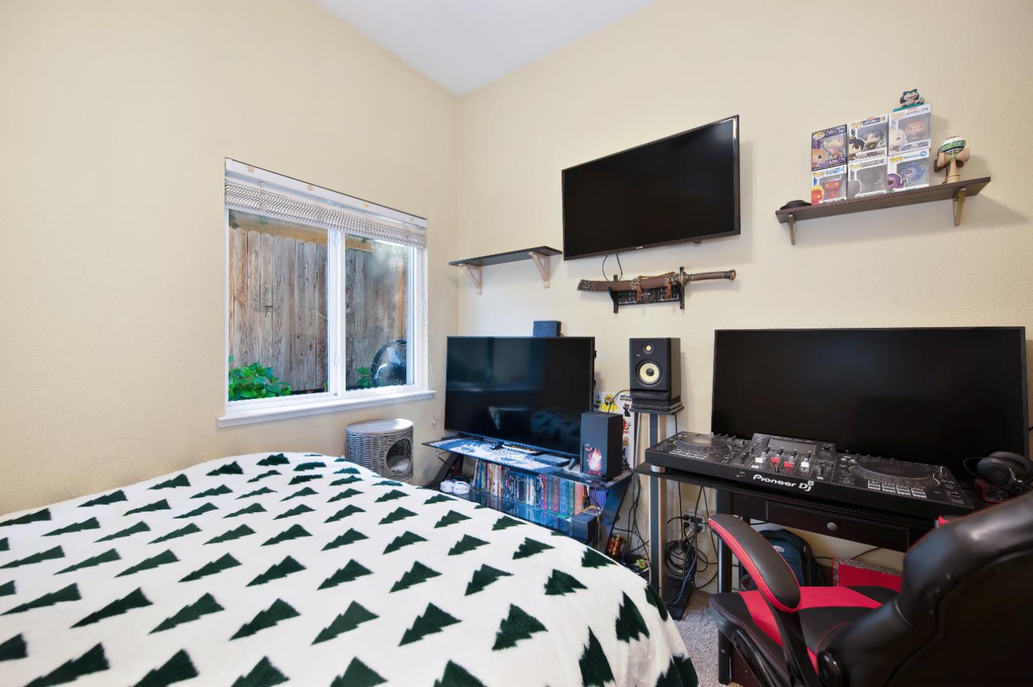 Detail Gallery Image 20 of 40 For 8570 Almond Bluff Ct, Orangevale,  CA 95662 - 3 Beds | 2 Baths