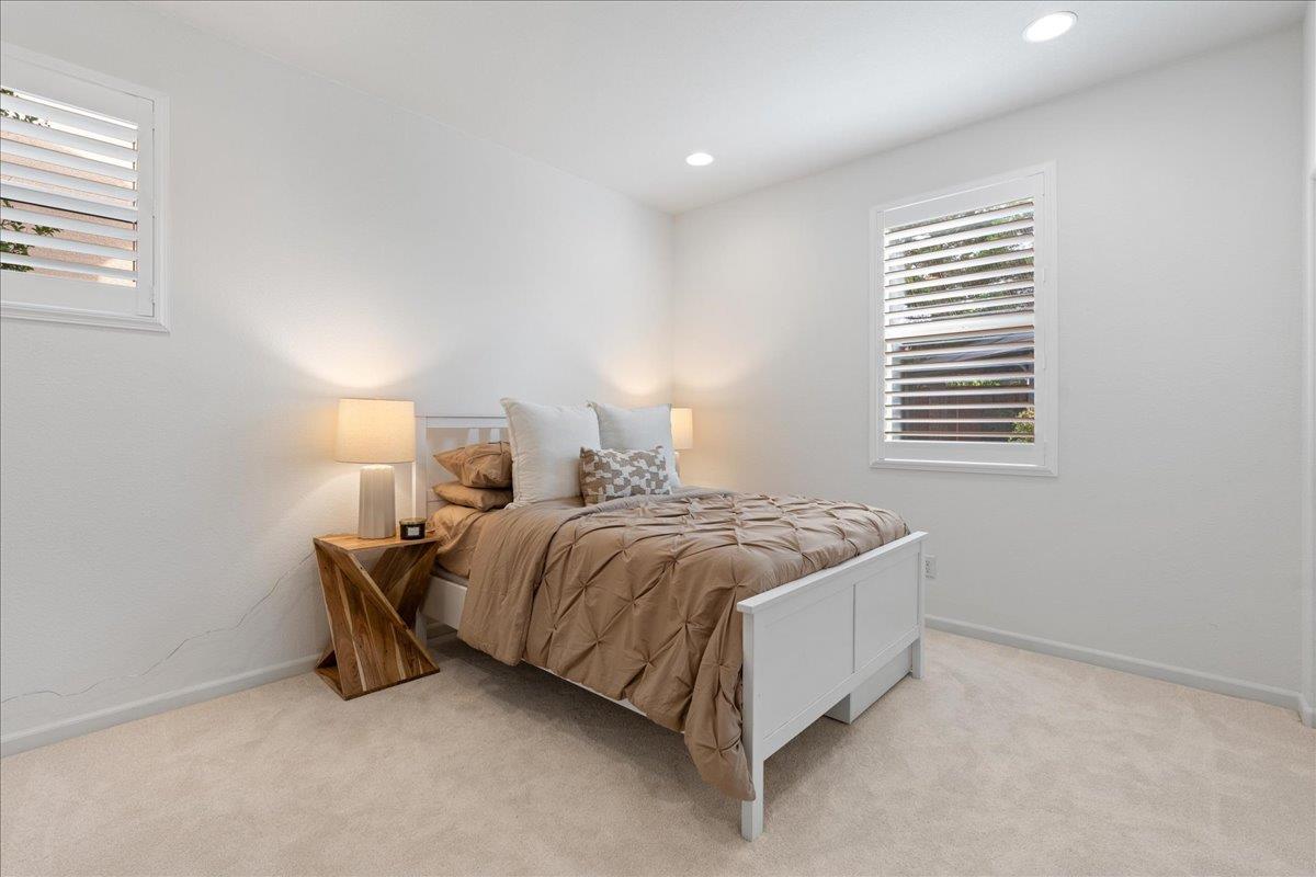 Detail Gallery Image 14 of 40 For 4065 Shorthorn Way, Roseville,  CA 95747 - 4 Beds | 3/1 Baths