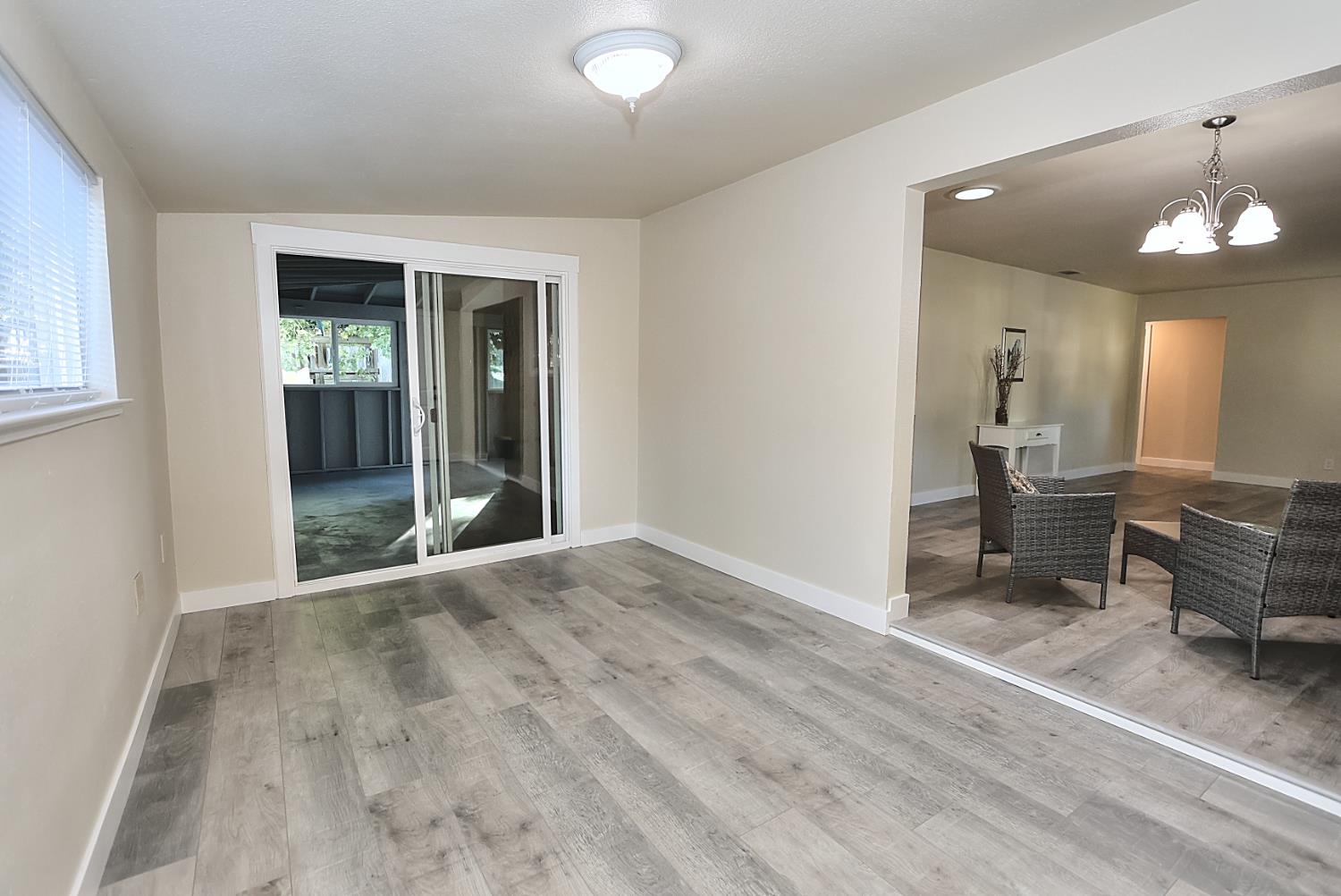 Detail Gallery Image 10 of 20 For 5615 Arlyn Way, Fair Oaks,  CA 95628 - 3 Beds | 1 Baths