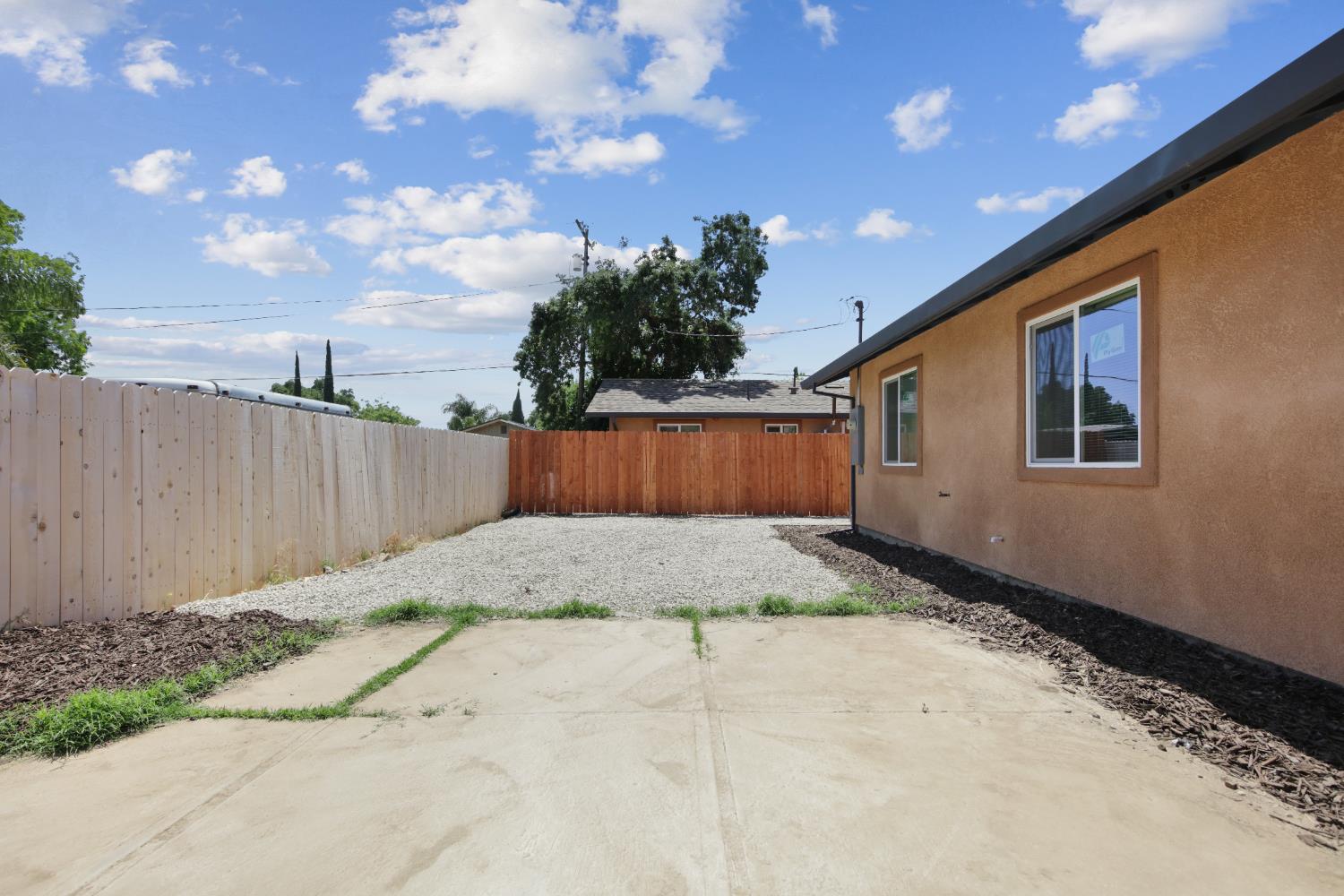 Detail Gallery Image 34 of 46 For 2432 E Willow St a & B,  Stockton,  CA 95205 - 4 Beds | 2 Baths