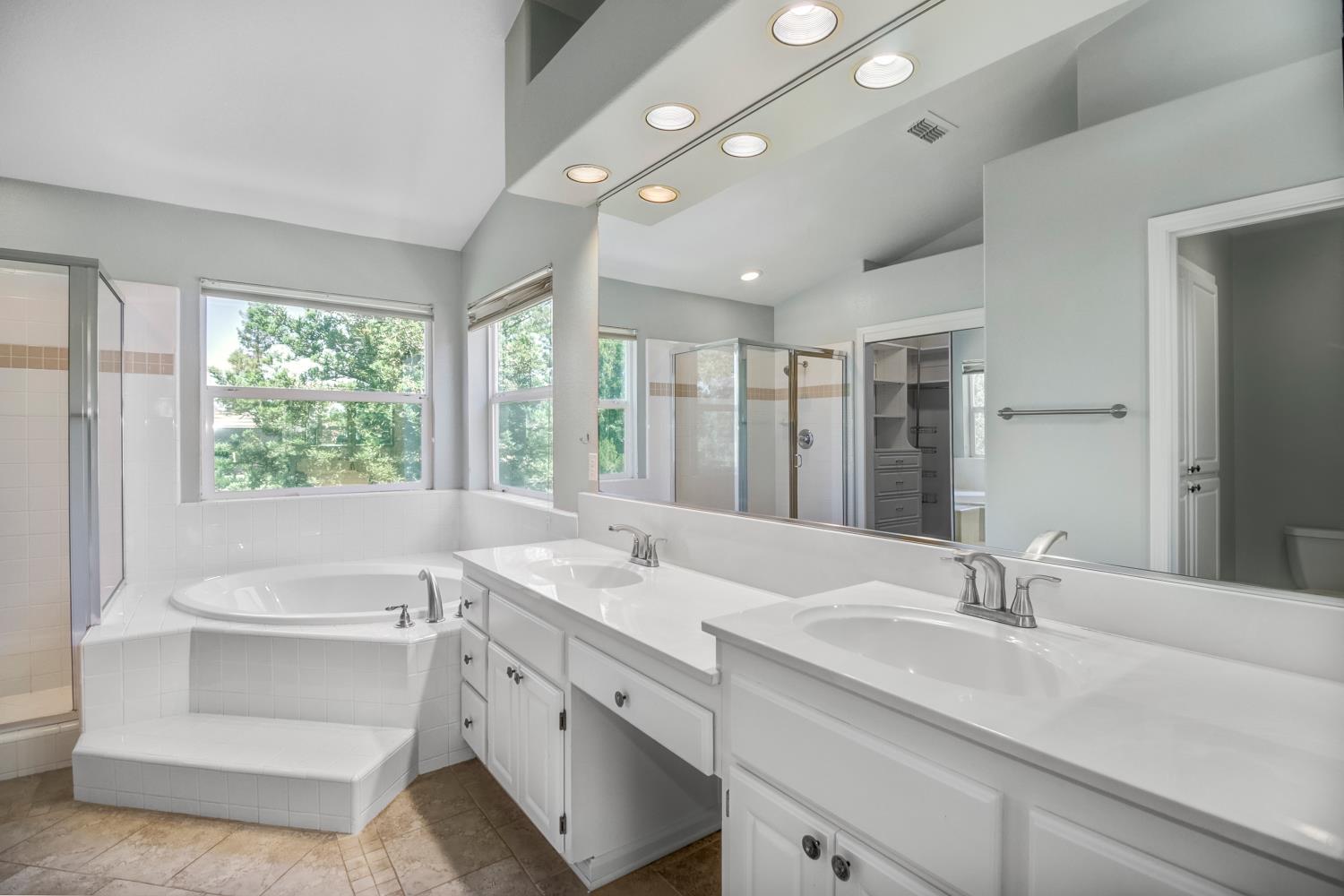 Detail Gallery Image 41 of 67 For 4091 Luxor Ln, Granite Bay,  CA 95746 - 6 Beds | 3 Baths