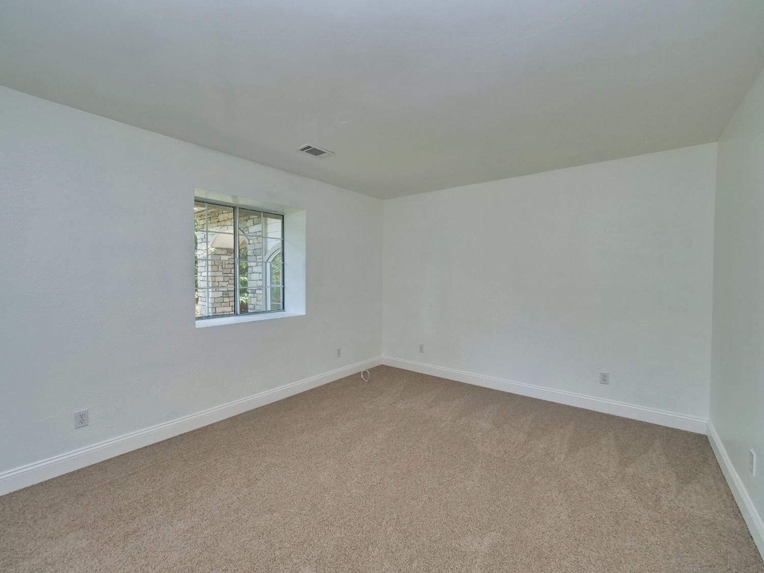 Detail Gallery Image 34 of 77 For 3710 Clover Valley Rd, Rocklin,  CA 95677 - 4 Beds | 3/1 Baths