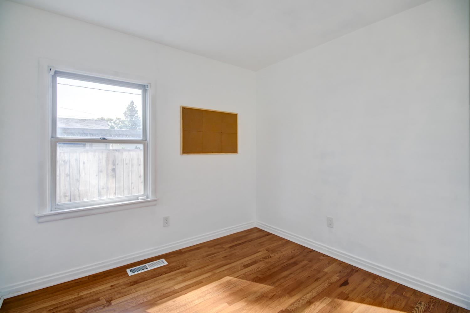 Detail Gallery Image 32 of 60 For 2121 Juliesse Ave, Sacramento,  CA 95821 - 3 Beds | 1 Baths