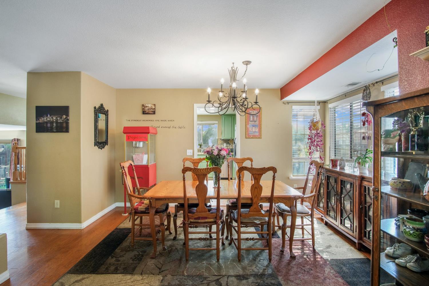 Detail Gallery Image 8 of 33 For 228 Reardon St, Oakdale,  CA 95361 - 5 Beds | 3 Baths