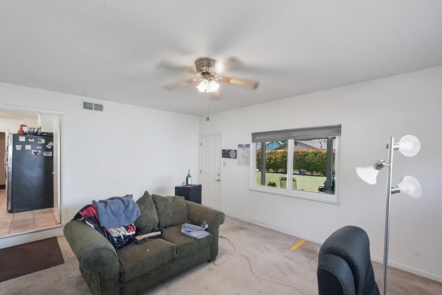 Detail Gallery Image 14 of 29 For 223 E Yorkshire Dr, Stockton,  CA 95207 - 3 Beds | 2 Baths