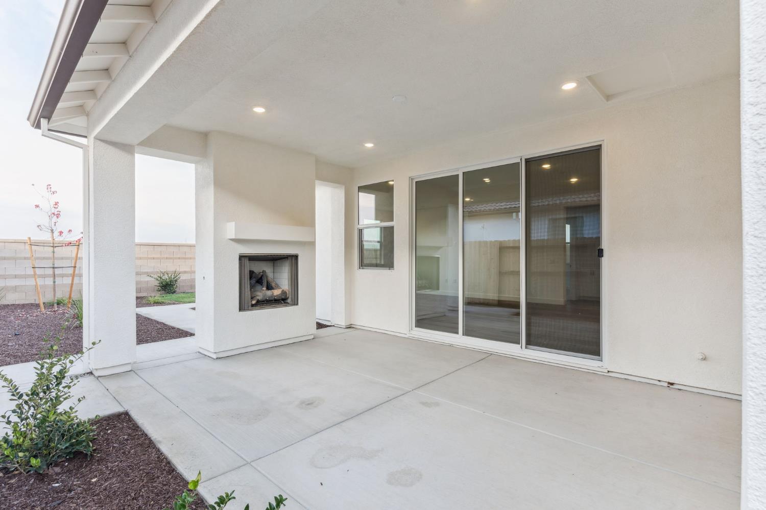 Detail Gallery Image 27 of 31 For 5210 Peace Lily Ln, Roseville,  CA 95747 - 3 Beds | 3 Baths