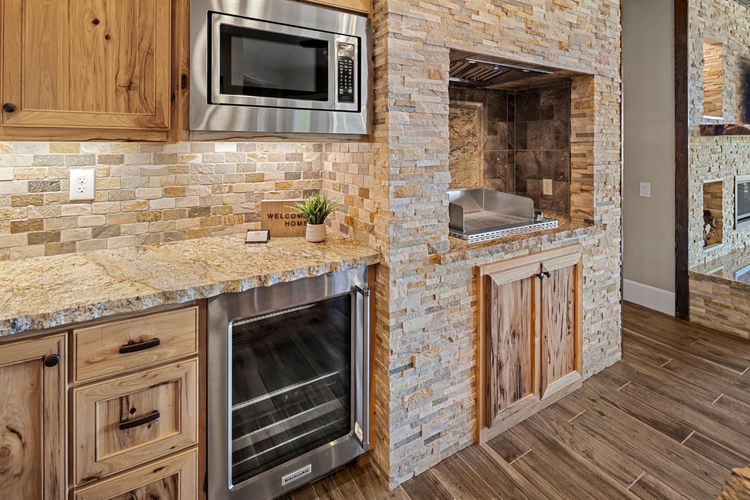 Detail Gallery Image 12 of 48 For 1720 Avian Hill Pl, Lincoln,  CA 95648 - 2 Beds | 2/1 Baths