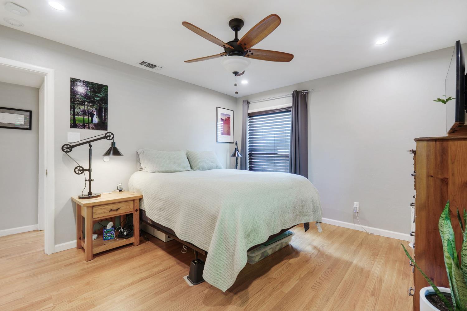 Detail Gallery Image 18 of 32 For 911 West St, Woodland,  CA 95695 - 3 Beds | 1 Baths
