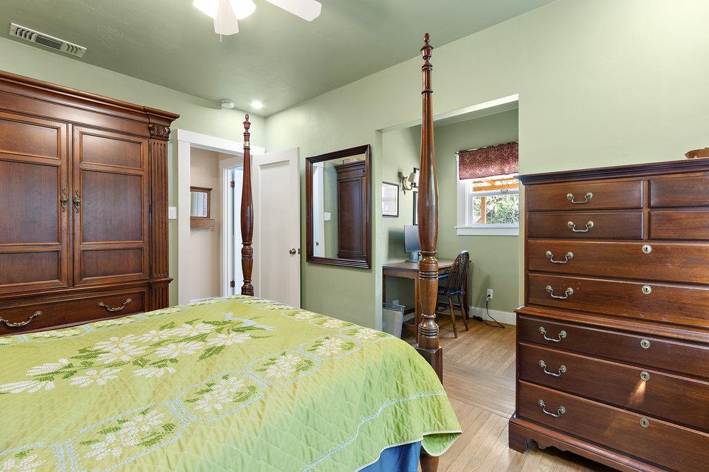 Detail Gallery Image 19 of 35 For 2709 23rd St, Sacramento,  CA 95818 - 2 Beds | 1 Baths