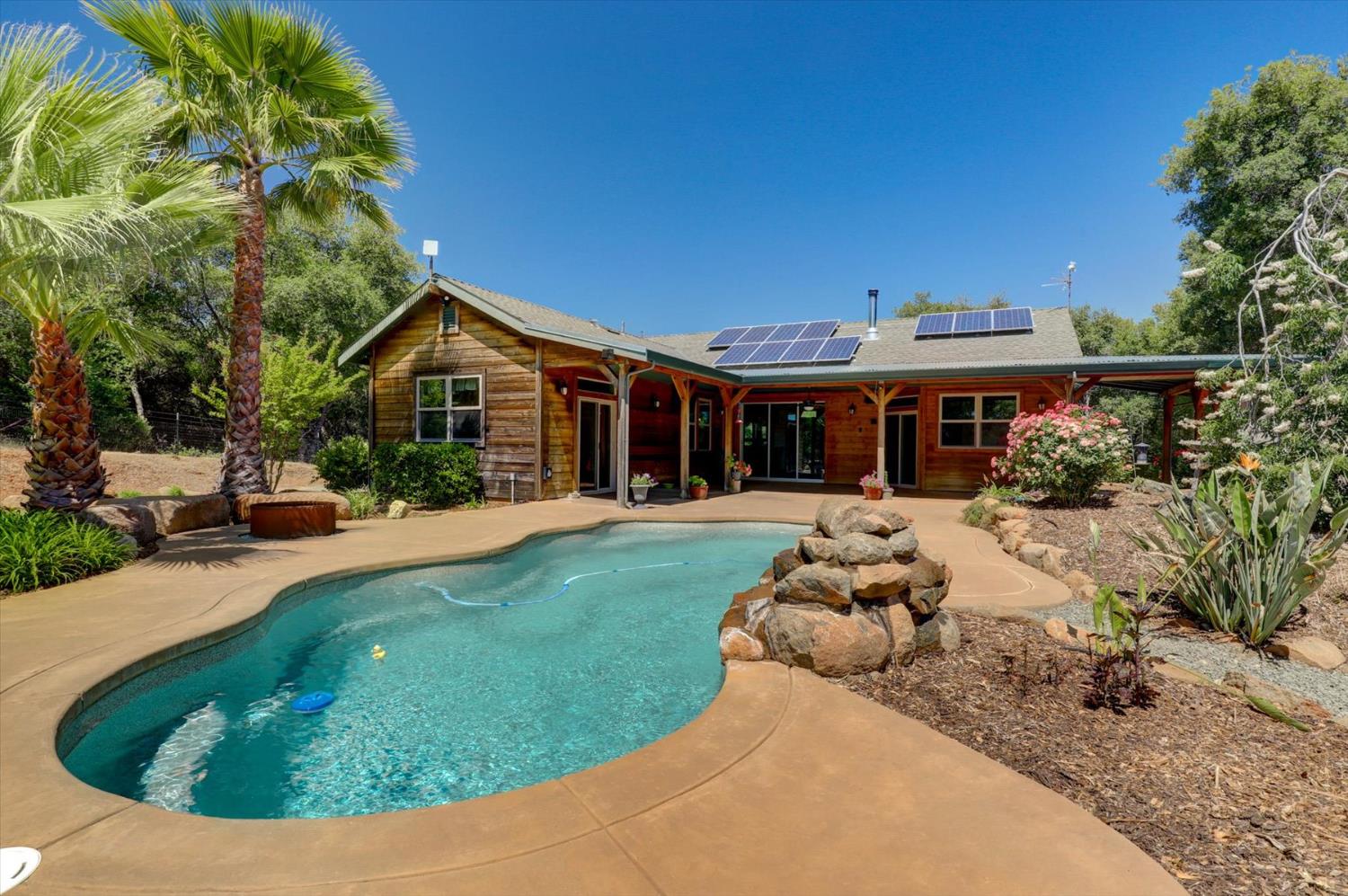 Detail Gallery Image 40 of 97 For 17620 Red Ball Cir, Grass Valley,  CA 95949 - 2 Beds | 2 Baths