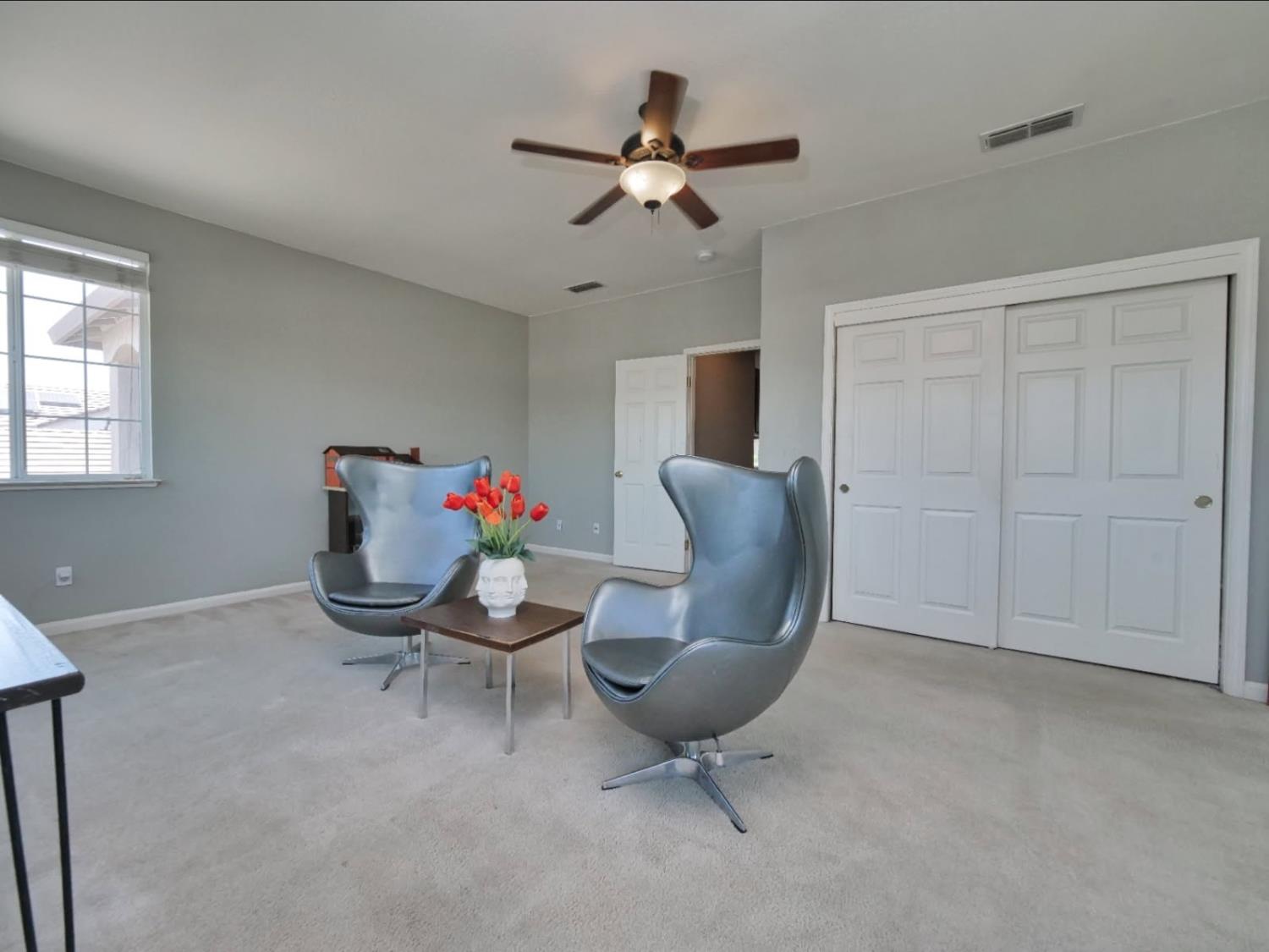 Detail Gallery Image 13 of 15 For 1242 Tulloch Dr, Tracy,  CA 95304 - 5 Beds | 3 Baths