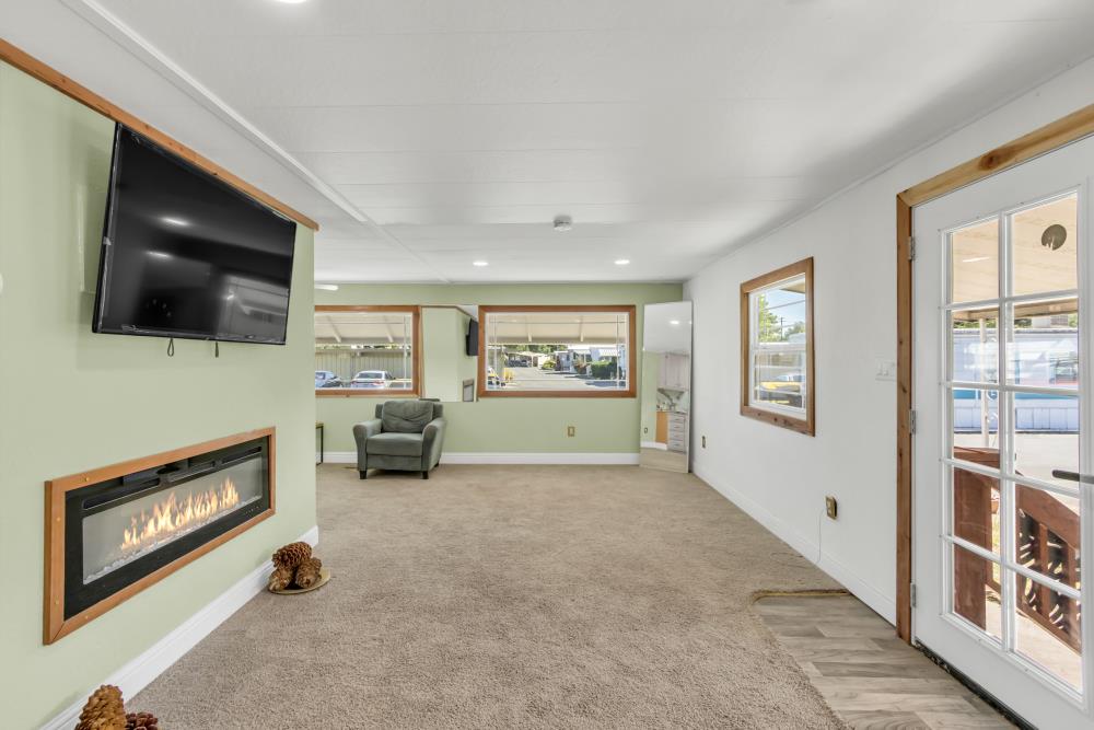Detail Gallery Image 19 of 31 For 5935 Auburn Blvd 154, Citrus Heights,  CA 95621 - 2 Beds | 1 Baths