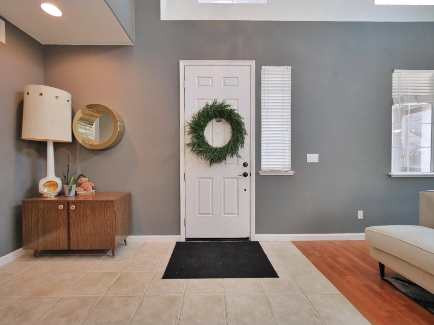 Detail Gallery Image 5 of 15 For 1242 Tulloch Dr, Tracy,  CA 95304 - 5 Beds | 3 Baths
