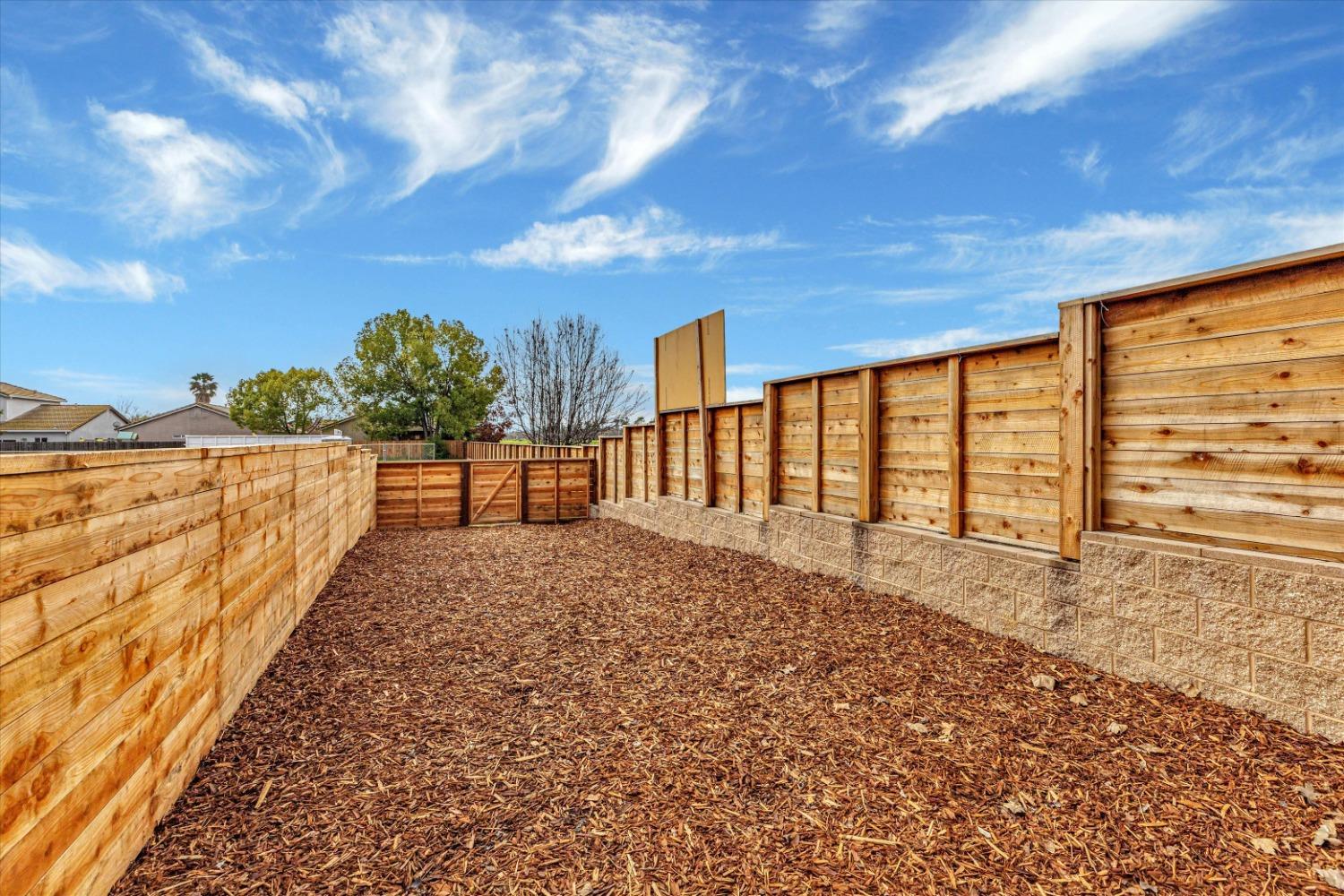 Detail Gallery Image 41 of 42 For 6093 Bridgecross Dr, Sacramento,  CA 95835 - 3 Beds | 2/1 Baths