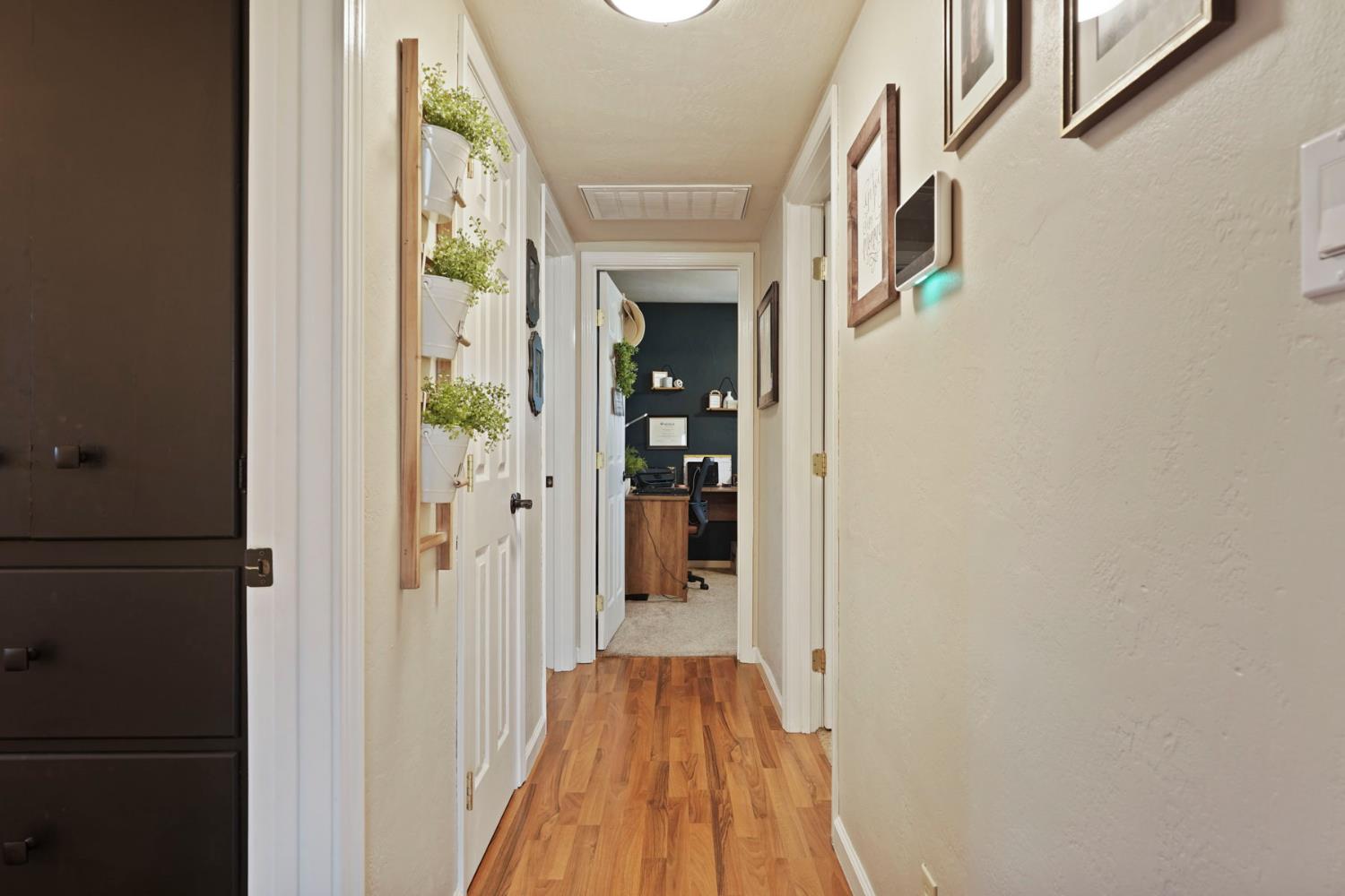Detail Gallery Image 19 of 39 For 60 N Pacific Ave, Lodi,  CA 95242 - 3 Beds | 2 Baths