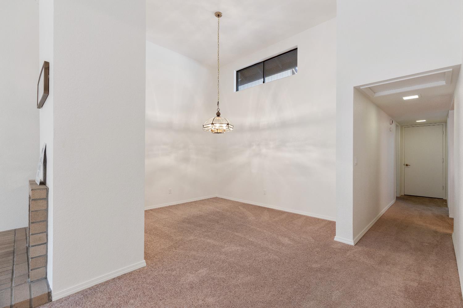 Detail Gallery Image 11 of 27 For 6401 El Porto Ln, Citrus Heights,  CA 95621 - 3 Beds | 2 Baths