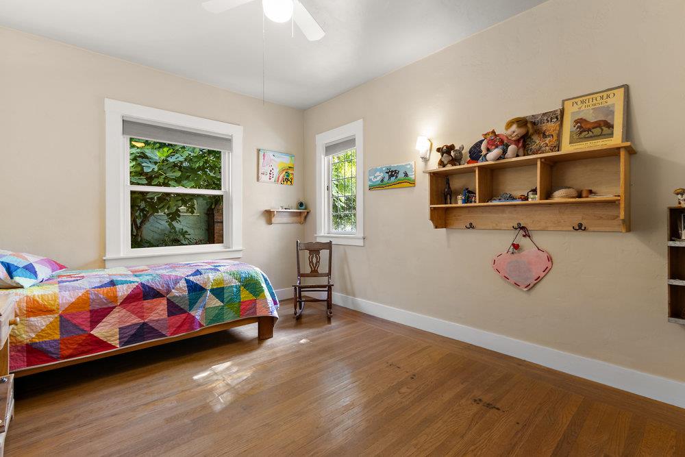 Detail Gallery Image 25 of 35 For 2709 23rd St, Sacramento,  CA 95818 - 2 Beds | 1 Baths