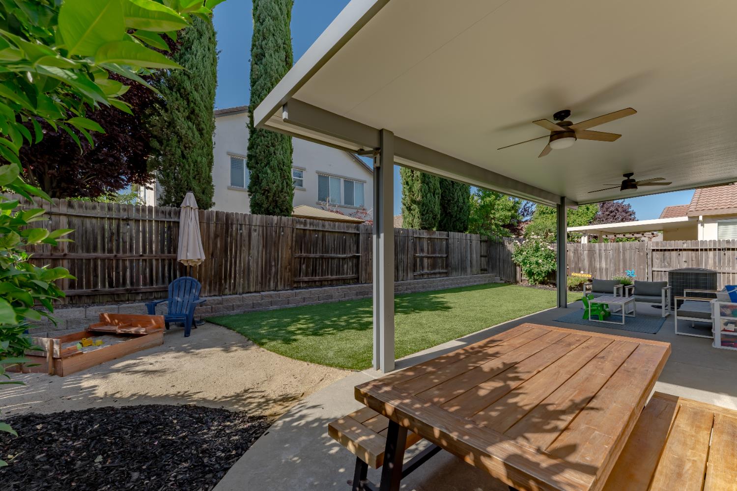 Detail Gallery Image 13 of 38 For 1283 Torrington Ln, Lincoln,  CA 95648 - 5 Beds | 3 Baths