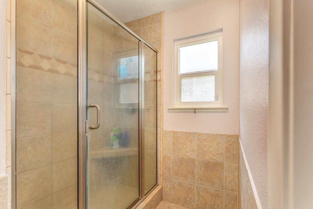 Detail Gallery Image 23 of 38 For 9763 Falcon Meadow, Elk Grove,  CA 95624 - 3 Beds | 2 Baths