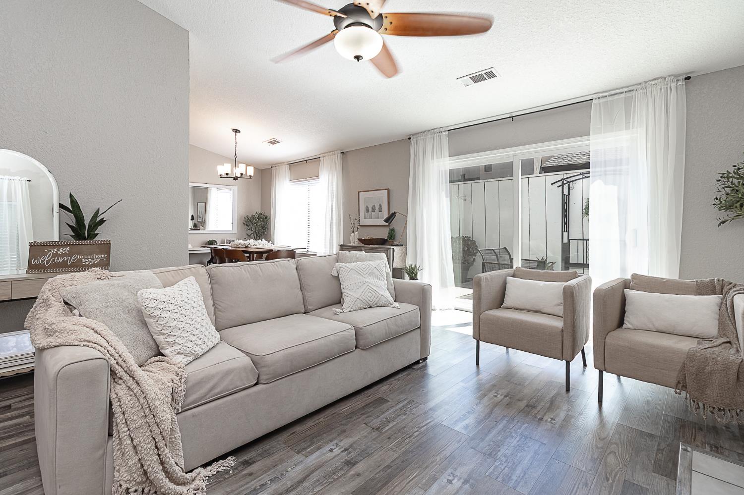 Detail Gallery Image 3 of 31 For 1110 Cedar Creek Dr #1,  Modesto,  CA 95355 - 2 Beds | 2 Baths