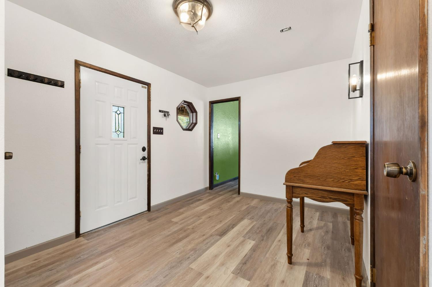 Detail Gallery Image 2 of 39 For 17905 Burke Dr, Plymouth,  CA 95669 - 3 Beds | 2 Baths