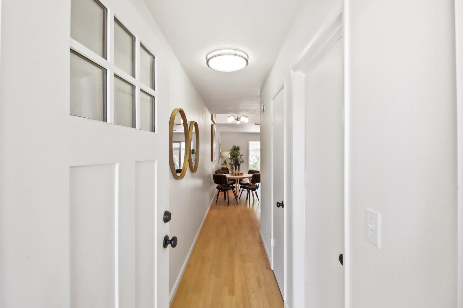 Photo #5: 225064754 Listing: Photo #5