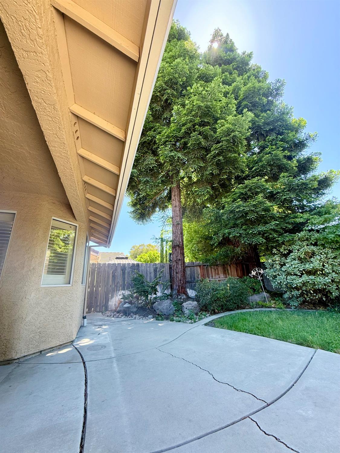 Detail Gallery Image 38 of 46 For 5271 Barbados Cir, Stockton,  CA 95210 - 4 Beds | 2 Baths
