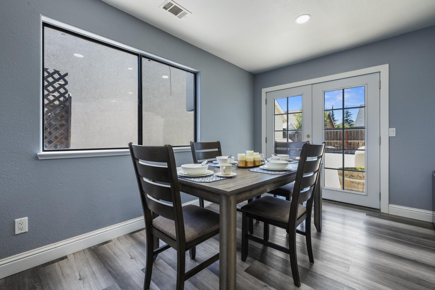 Detail Gallery Image 23 of 44 For 1184 Wood Duck Ct, Manteca,  CA 95337 - 4 Beds | 3 Baths