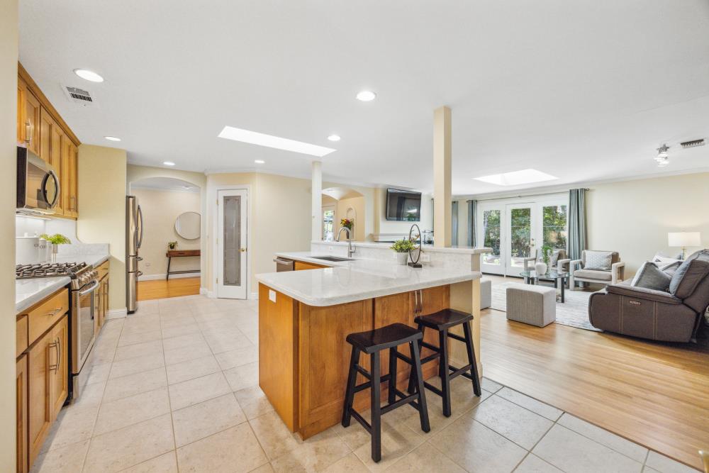 Detail Gallery Image 15 of 88 For 4620 Scenic Dr, Shingle Springs,  CA 95682 - 4 Beds | 3/1 Baths
