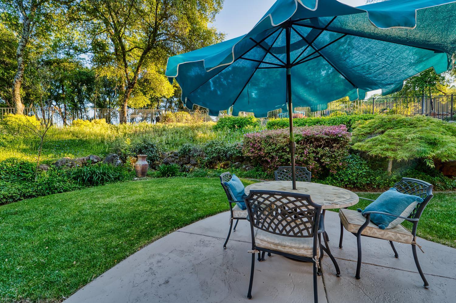 Detail Gallery Image 11 of 75 For 215 Oak Brook Ct, Auburn,  CA 95602 - 3 Beds | 2/1 Baths