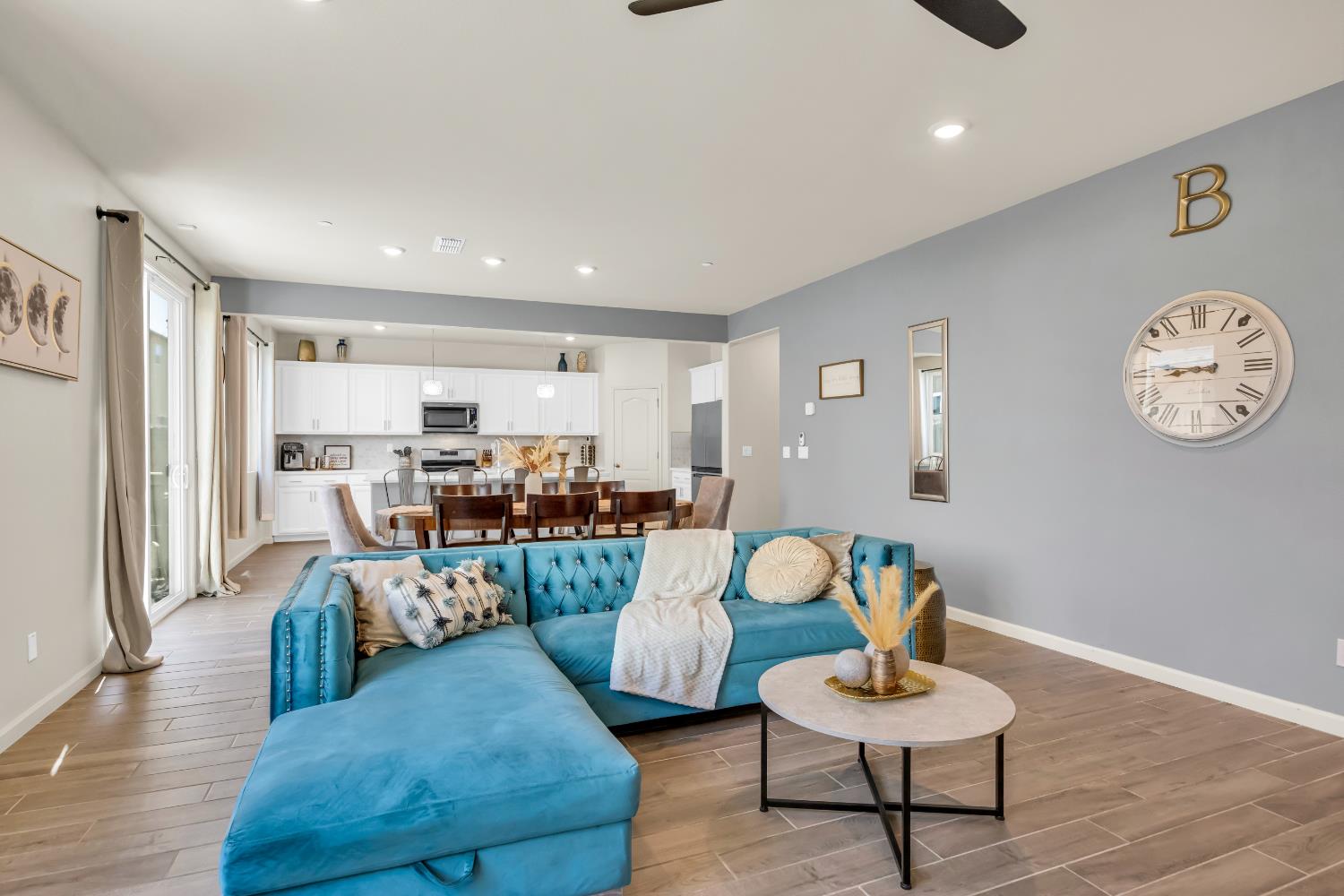 Detail Gallery Image 9 of 35 For 1427 Sanders St, Lincoln,  CA 95648 - 4 Beds | 3 Baths