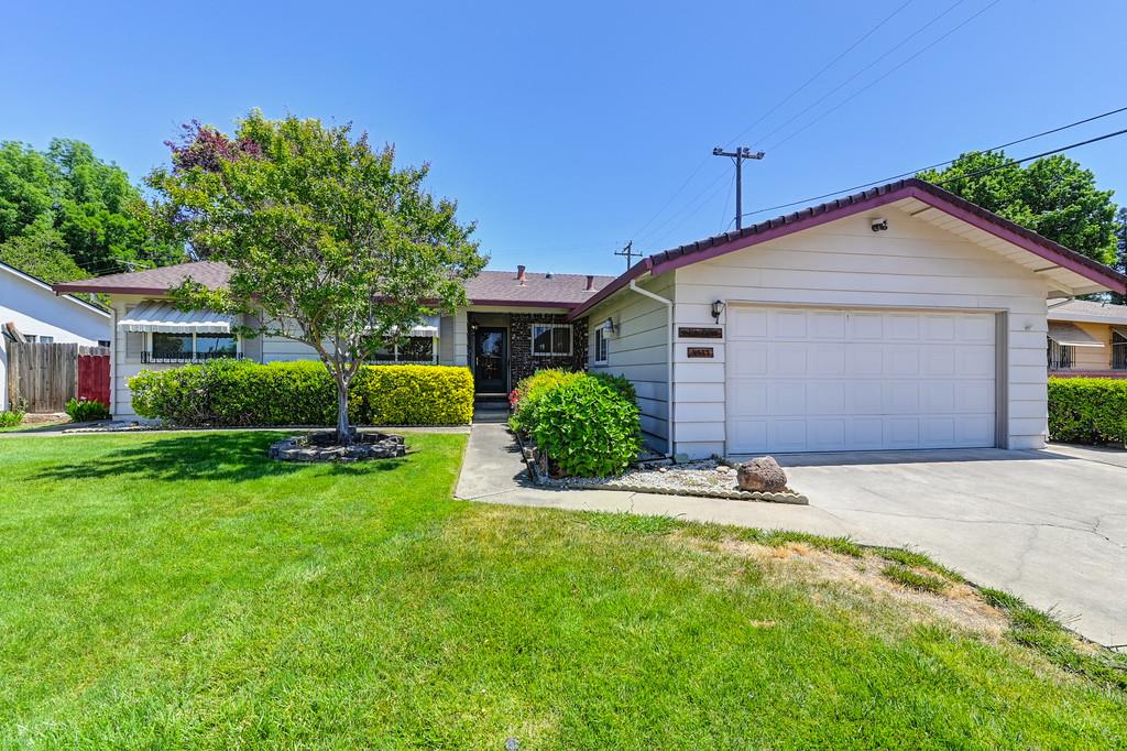 Detail Gallery Image 1 of 40 For 2333 Pinturo Way, Rancho Cordova,  CA 95670 - 4 Beds | 2 Baths